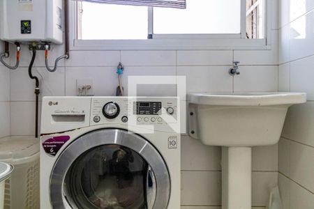 Apartamento à venda com 136m², 3 quartos e 3 vagas Apartamento à venda com 136m², 3 quartos e 3 vagasLavanderia