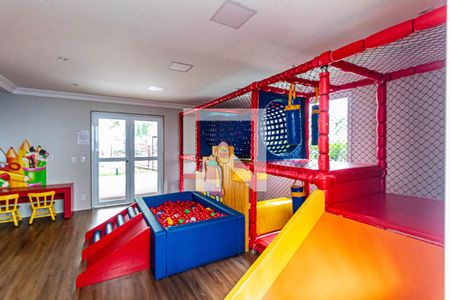 Apartamento à venda com 136m², 3 quartos e 3 vagas Apartamento à venda com 136m², 3 quartos e 3 vagasÁrea comum - Brinquedoteca