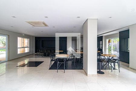 Apartamento à venda com 136m², 3 quartos e 3 vagas Apartamento à venda com 136m², 3 quartos e 3 vagasÁrea comum - Salão de festas