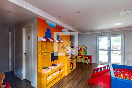 Apartamento à venda com 136m², 3 quartos e 3 vagas Apartamento à venda com 136m², 3 quartos e 3 vagasÁrea comum - Brinquedoteca