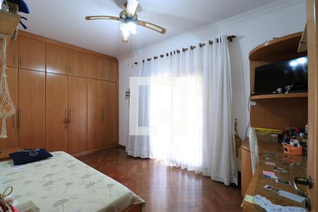 Casa à venda com 500m², 4 quartos e 5 vagasQuarto 2