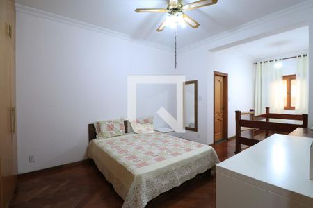 Casa à venda com 500m², 4 quartos e 5 vagasSuíte 1