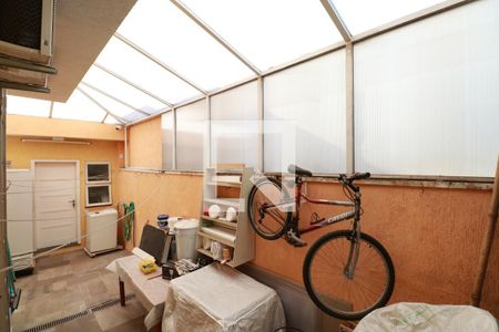 Casa à venda com 500m², 4 quartos e 5 vagasQuintal