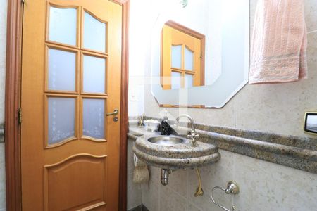 Casa à venda com 500m², 4 quartos e 5 vagasLavabo