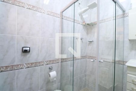 Casa à venda com 500m², 4 quartos e 5 vagasBanheiro de serviço