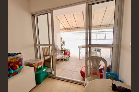 Apartamento para alugar com 144m², 4 quartos e 1 vaga Apartamento para alugar com 144m², 4 quartos e 1 vagaBrinquedoteca