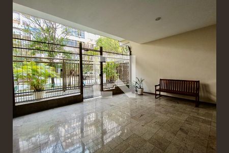 Apartamento para alugar com 144m², 4 quartos e 1 vaga Apartamento para alugar com 144m², 4 quartos e 1 vagaPortaria
