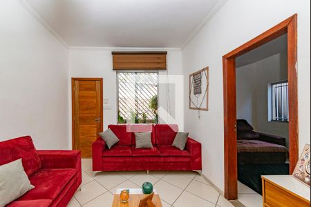 Sala de casa à venda com 2 quartos, 168m² em Bonfim, Belo Horizonte
