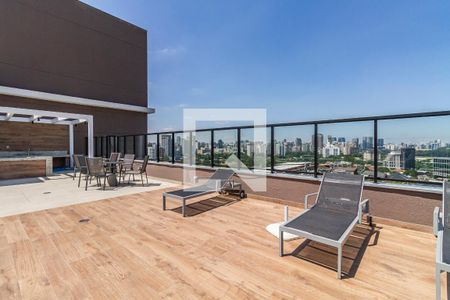 Studio à venda com 25m², 1 quarto e sem vagaÁrea comum - Piscina