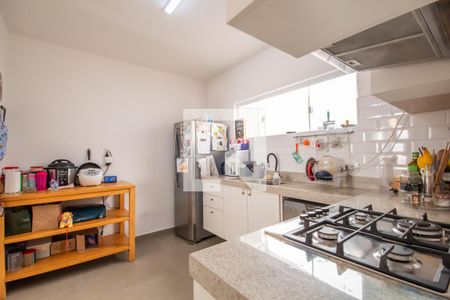 Casa à venda com 166m², 2 quartos e 2 vagasCozinha