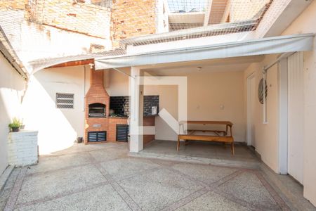 Casa à venda com 166m², 2 quartos e 2 vagasChurrasqueira