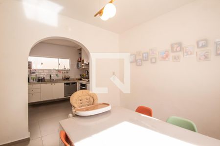 Casa à venda com 166m², 2 quartos e 2 vagasCopa