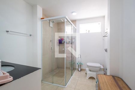 Casa à venda com 166m², 2 quartos e 2 vagasBanheiro