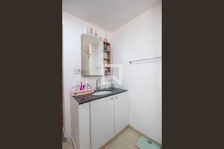 Casa à venda com 166m², 2 quartos e 2 vagasBanheiro