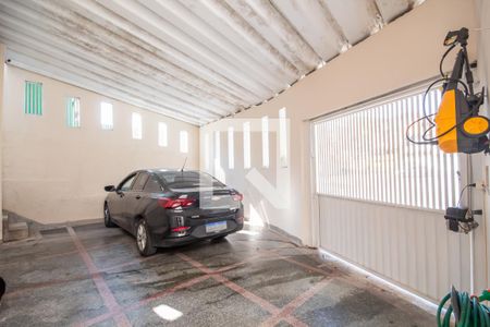 Casa à venda com 166m², 2 quartos e 2 vagasGaragem