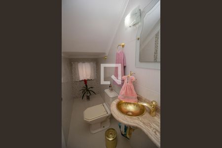 Lavabo de casa para alugar com 4 quartos, 285m² em Jardim Pinheiros, São Paulo