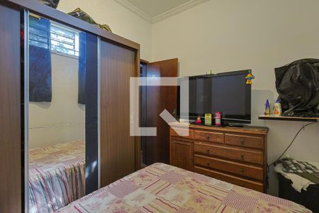 Casa à venda com 300m², 6 quartos e 2 vagasQuarto 