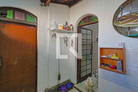 Casa à venda com 300m², 6 quartos e 2 vagasÁrea de serviço 