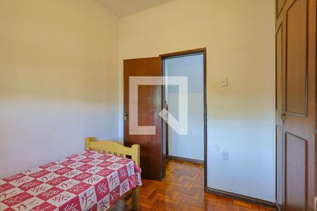Casa à venda com 300m², 6 quartos e 2 vagasQuarto 