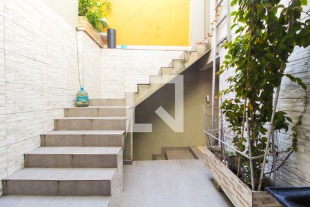Casa para alugar com 60m², 1 quarto e sem vagaÁrea de Serviço