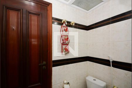 Apartamento à venda com 188m², 4 quartos e 3 vagasBanheiro Social