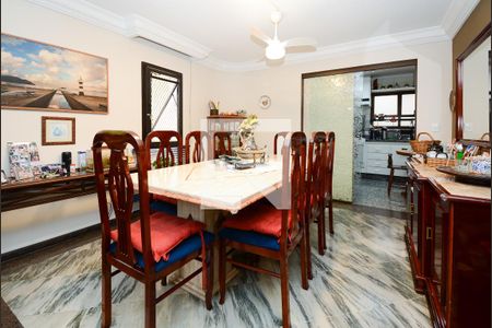 Apartamento à venda com 188m², 4 quartos e 3 vagasSala de Jantar