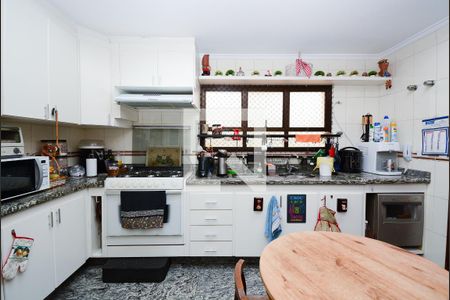 Apartamento à venda com 188m², 4 quartos e 3 vagasCozinha