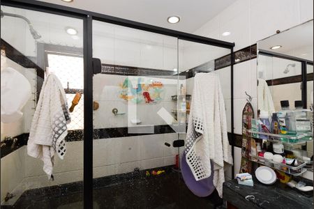 Apartamento à venda com 188m², 4 quartos e 3 vagasBanheiro da Suíte