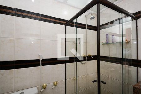 Apartamento à venda com 188m², 4 quartos e 3 vagasBanheiro Social