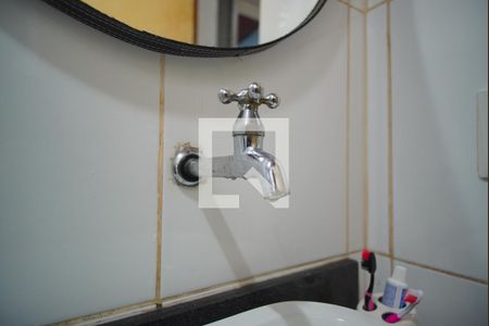 Casa para alugar com 54m², 2 quartos e 2 vagasBanheiro Corredor - Torneira