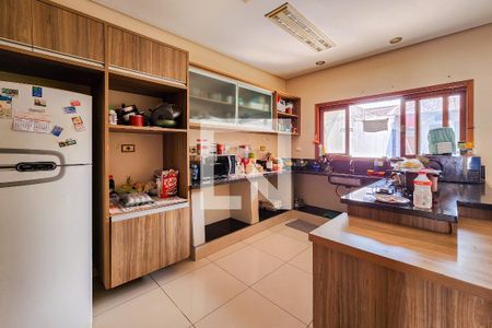 Casa para alugar com 351m², 4 quartos e 5 vagasCozinha