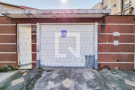 Casa para alugar com 351m², 4 quartos e 5 vagasFachada