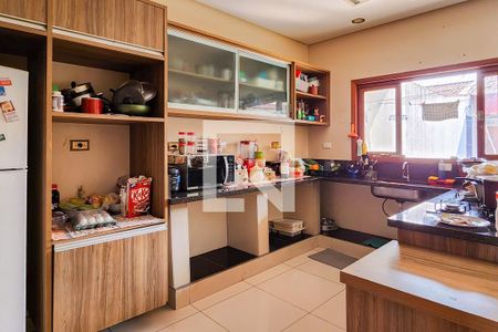 Casa para alugar com 351m², 4 quartos e 5 vagasCozinha