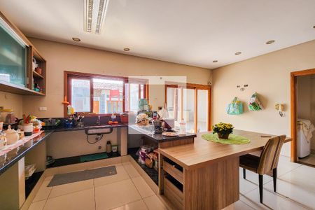 Casa para alugar com 351m², 4 quartos e 5 vagasCozinha