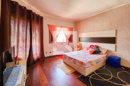 Casa para alugar com 351m², 4 quartos e 5 vagasQuarto 1 - Suíte