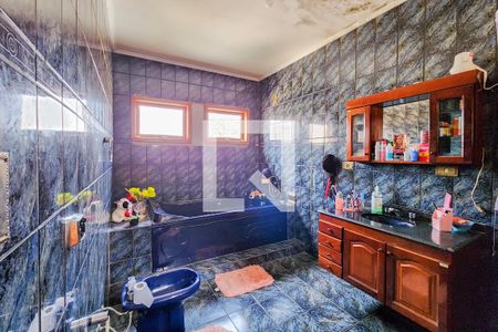 Casa para alugar com 351m², 4 quartos e 5 vagasBanheiro da Suíte