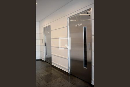 Apartamento à venda com 89m², 3 quartos e 3 vagasHall elevadores