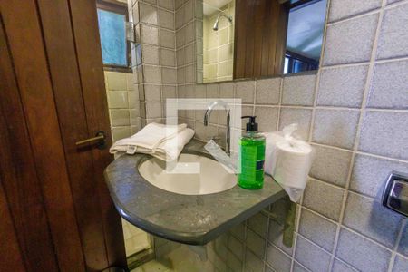 Casa de condomínio à venda com 357m², 4 quartos e 3 vagasBanheiro Suíte 1