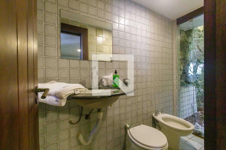 Casa de condomínio à venda com 357m², 4 quartos e 3 vagasBanheiro Suíte 1