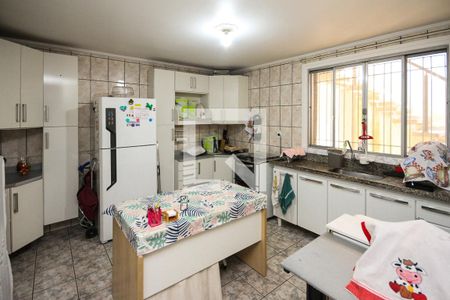 Casa à venda com 260m², 3 quartos e 3 vagas Casa à venda com 260m², 3 quartos e 3 vagasEdícula