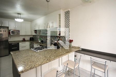 Casa à venda com 260m², 3 quartos e 3 vagas Casa à venda com 260m², 3 quartos e 3 vagasCozinha