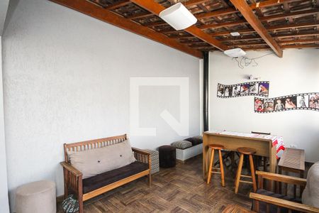 Casa à venda com 260m², 3 quartos e 3 vagas Casa à venda com 260m², 3 quartos e 3 vagasCobertura