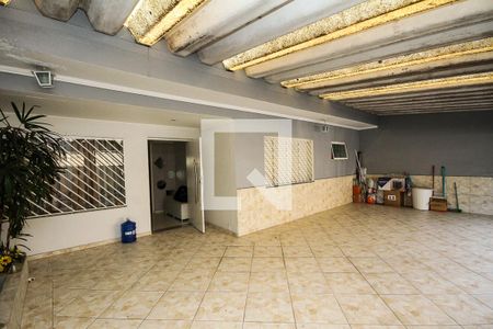 Casa à venda com 260m², 3 quartos e 3 vagas Casa à venda com 260m², 3 quartos e 3 vagasGaragem