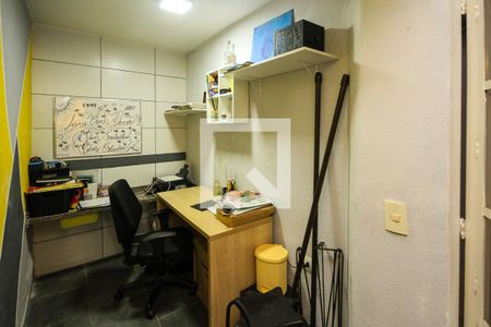 Casa à venda com 260m², 3 quartos e 3 vagas Casa à venda com 260m², 3 quartos e 3 vagasEdícula