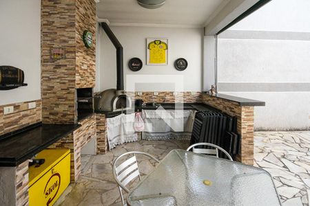 Casa à venda com 260m², 3 quartos e 3 vagas Casa à venda com 260m², 3 quartos e 3 vagasEspaço Gourmet