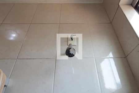 Casa de condomínio à venda com 116m², 3 quartos e 2 vagasBanheiro Social