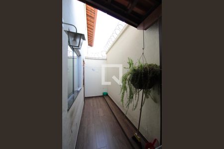 Casa de condomínio à venda com 116m², 3 quartos e 2 vagasArea de Serviço