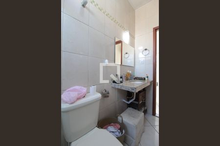 Casa de condomínio à venda com 116m², 3 quartos e 2 vagasBanheiro da Suite