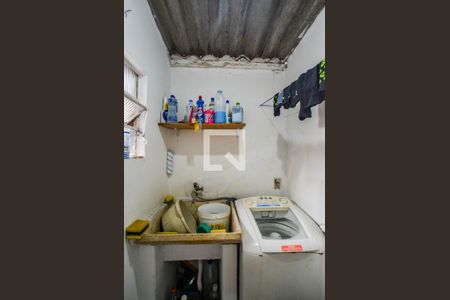 Casa à venda com 210m², 4 quartos e 2 vagasÁrea de Serviço