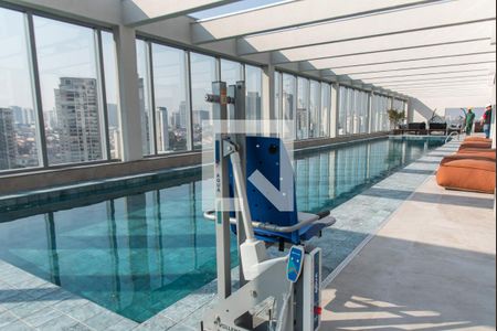 Studio à venda com 26m², 1 quarto e sem vagaPiscina